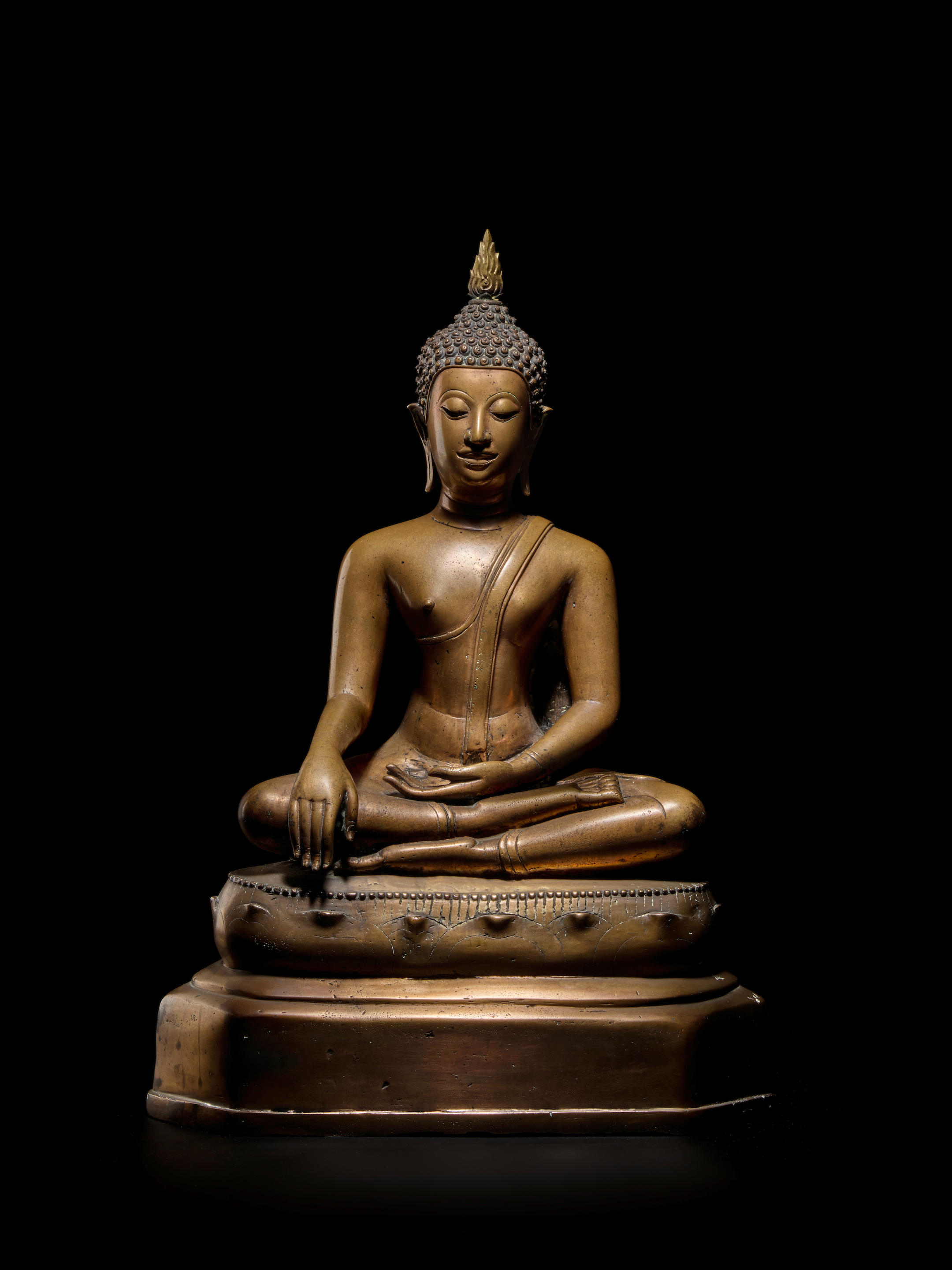 Bonhams : A COPPER ALLOY FIGURE OF BUDDHA THAILAND, NORTHERN SUKHOTHAI  STYLE, 15TH/16TH CENTURY