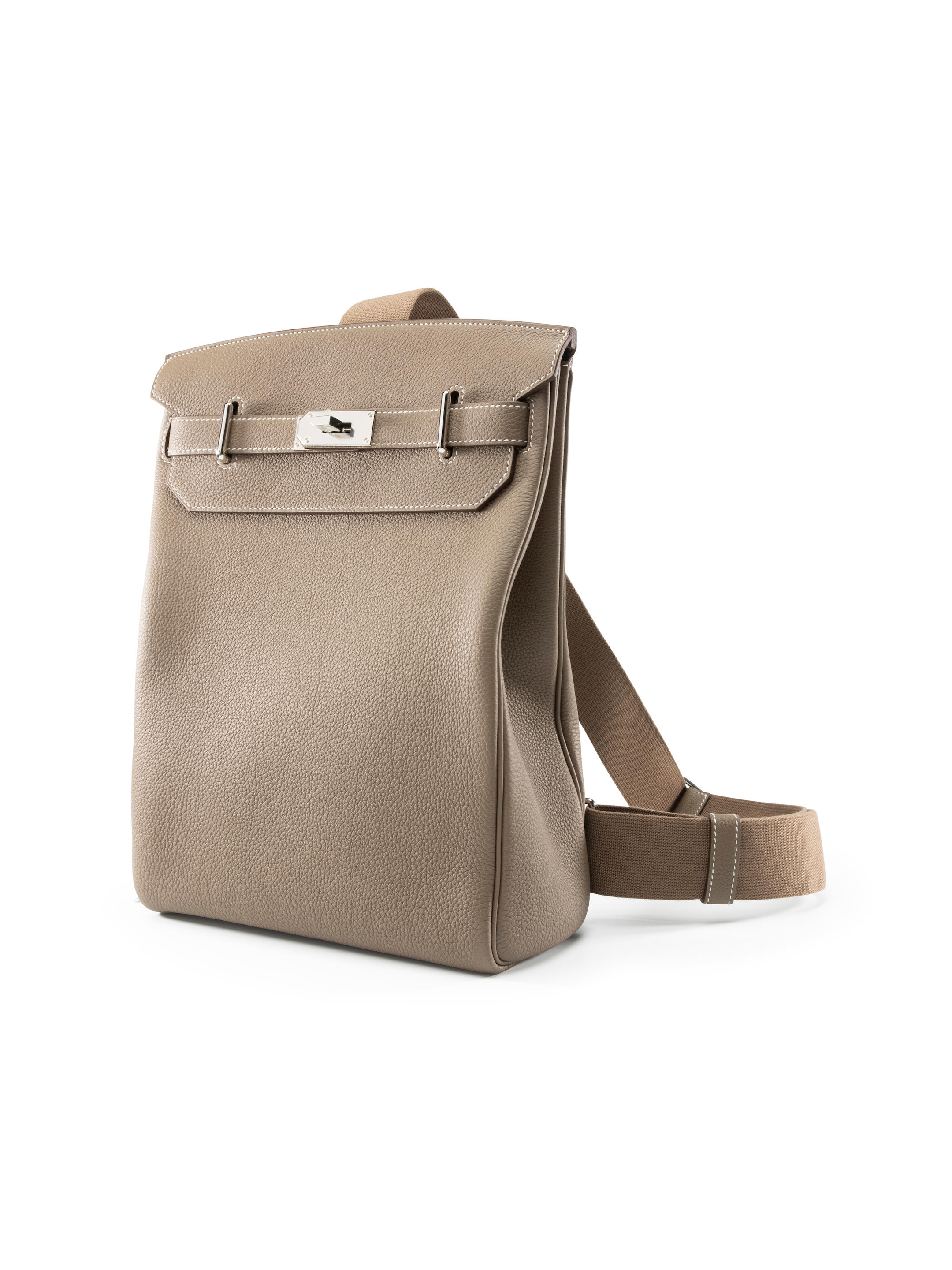 Bonhams : HERMÈS: ETOUPE CLÉMENCE GM HAC À DOS WITH